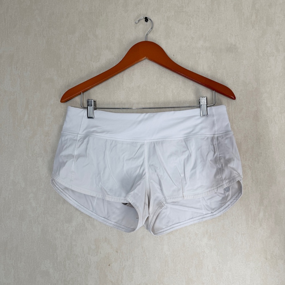 Lululemon Women’s Speed Up Short Pull On 2.5" Running in White 8 - Picture 2 of 16